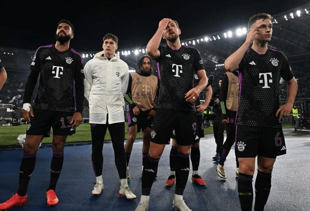 教滑雪也安排上了？还有什么是蔚来驾享小哥不会的吗！